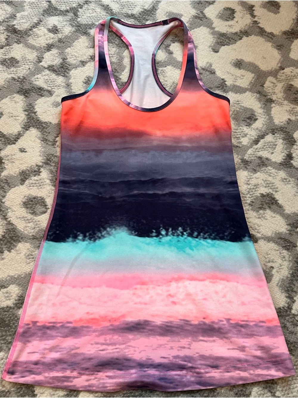 Size 4 Lululemon Beachscape Multi Color Cool Racerback Tank Top Full Length